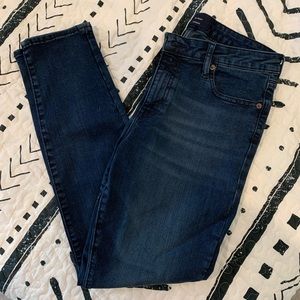 NEW Gap Sculpted Jegging, Sz 10/30 Short